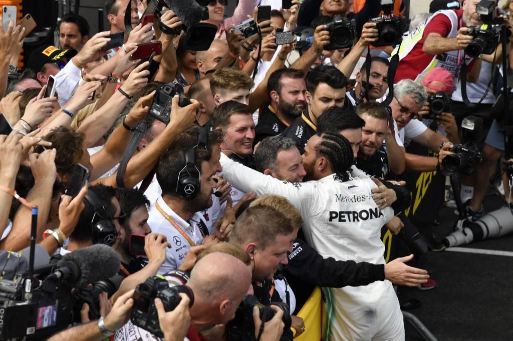 Hamilton chega à quinta vitória em 8 etapas na temporada