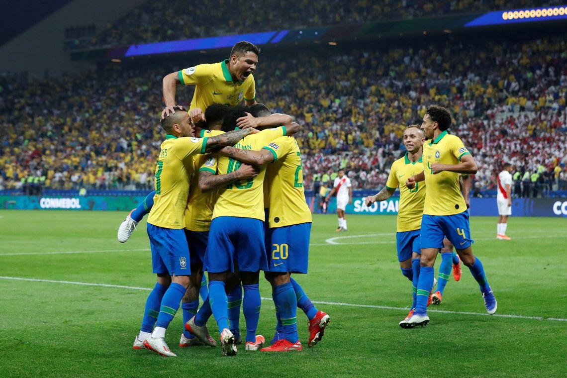 Jogos de hoje definem adversário do Brasil nas quartas
