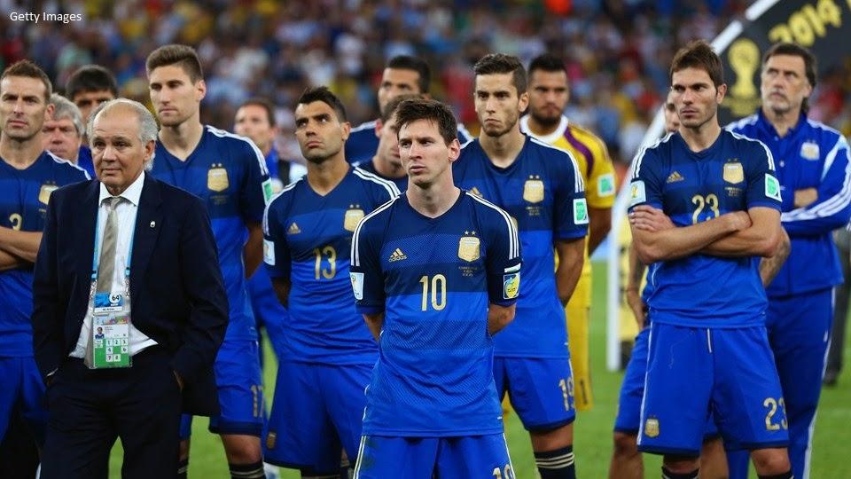 Messi volta ao Maracanã com peso nas costas