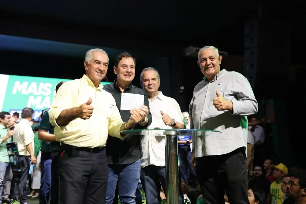 Prefeito de Jardim oficializa filiação ao PL em ato com Reinaldo Azambuja