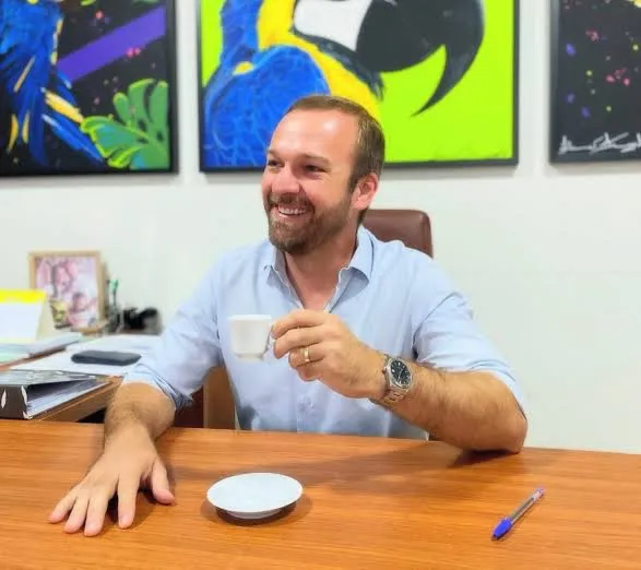 Preso há três semanas, prefeito tenta novo pedido de liberdade