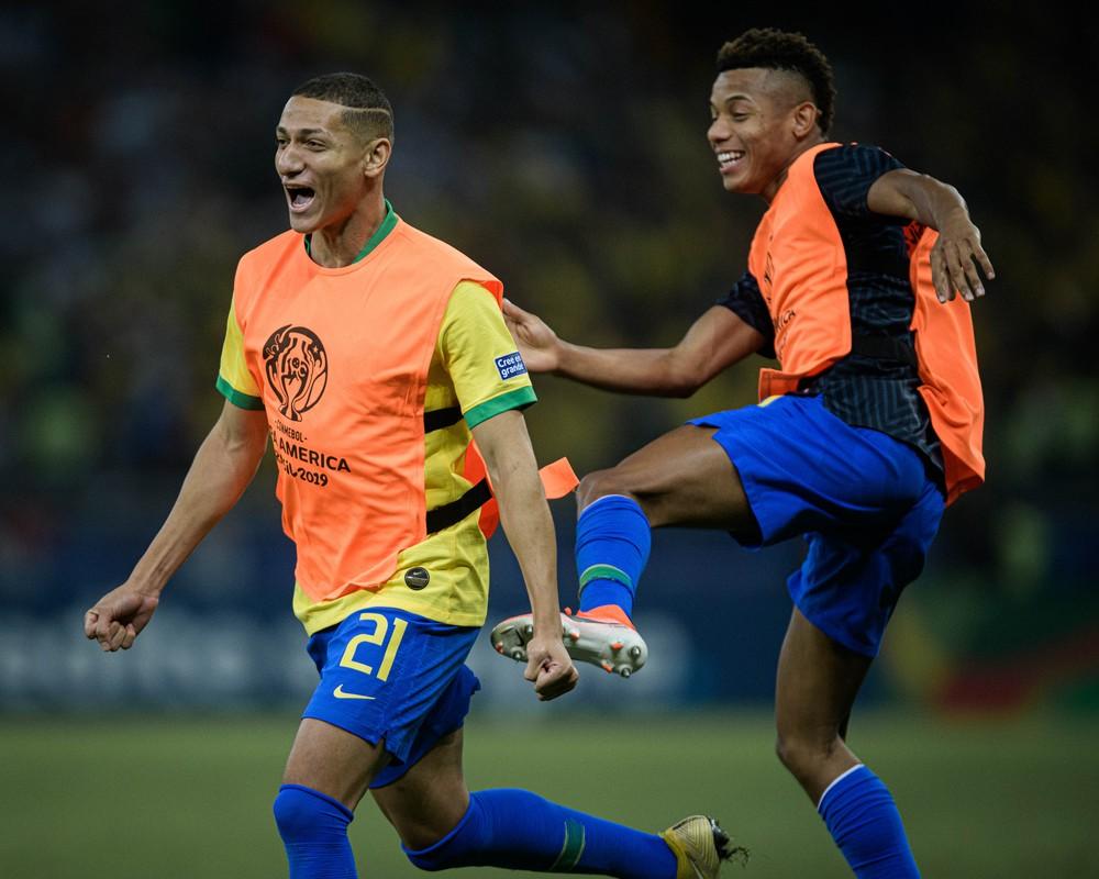 Richarlison manda recado aos argentinos: 