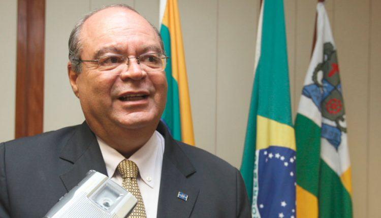 Empresário se suicida na frente do governador de Sergipe