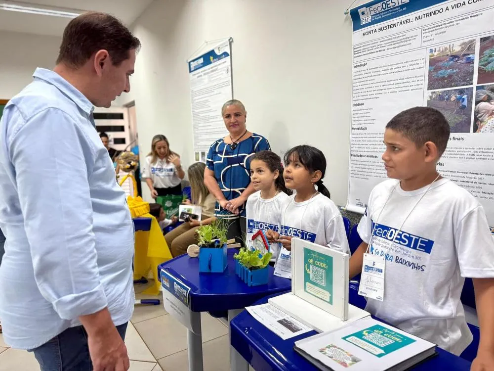 Prefeito prestigia Semana de Ciência e Tecnologia no IFMS Jardim