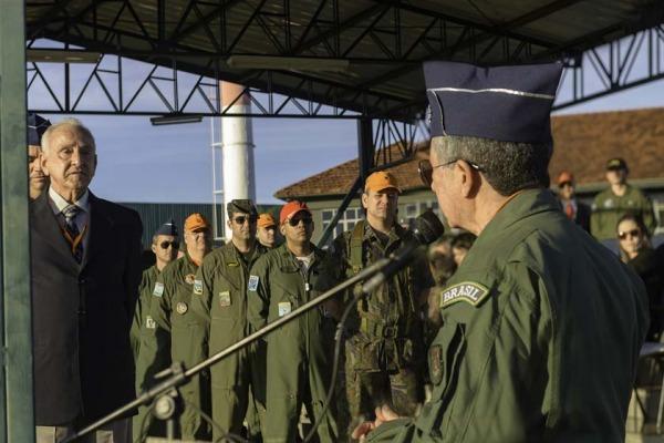 Morre tenente-coronel que se consagrou após punição