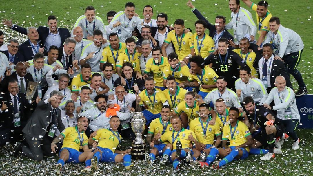 Brasil vence o Peru e é campeão da Copa América