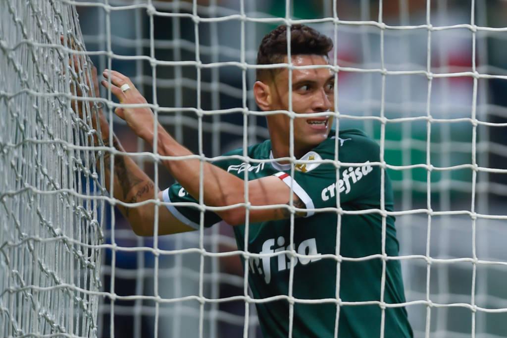 Palmeiras encaminha venda de Moisés para clube chinês