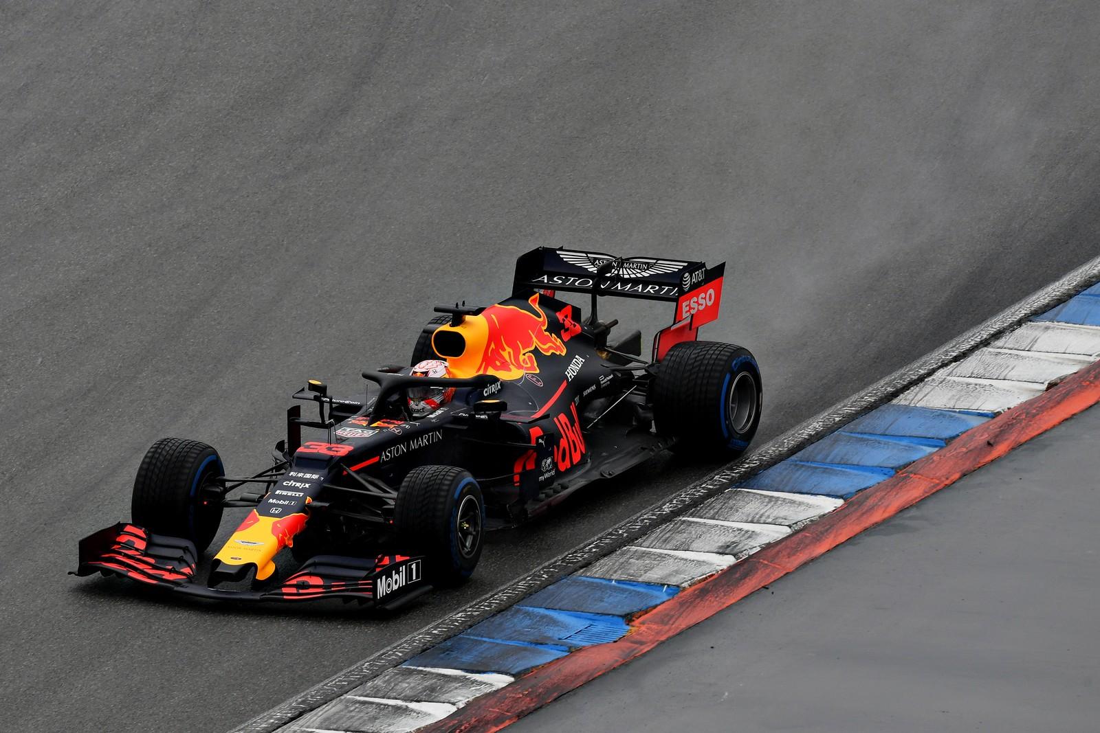 Verstappen vence e Hamilton é 11º na Alemanha