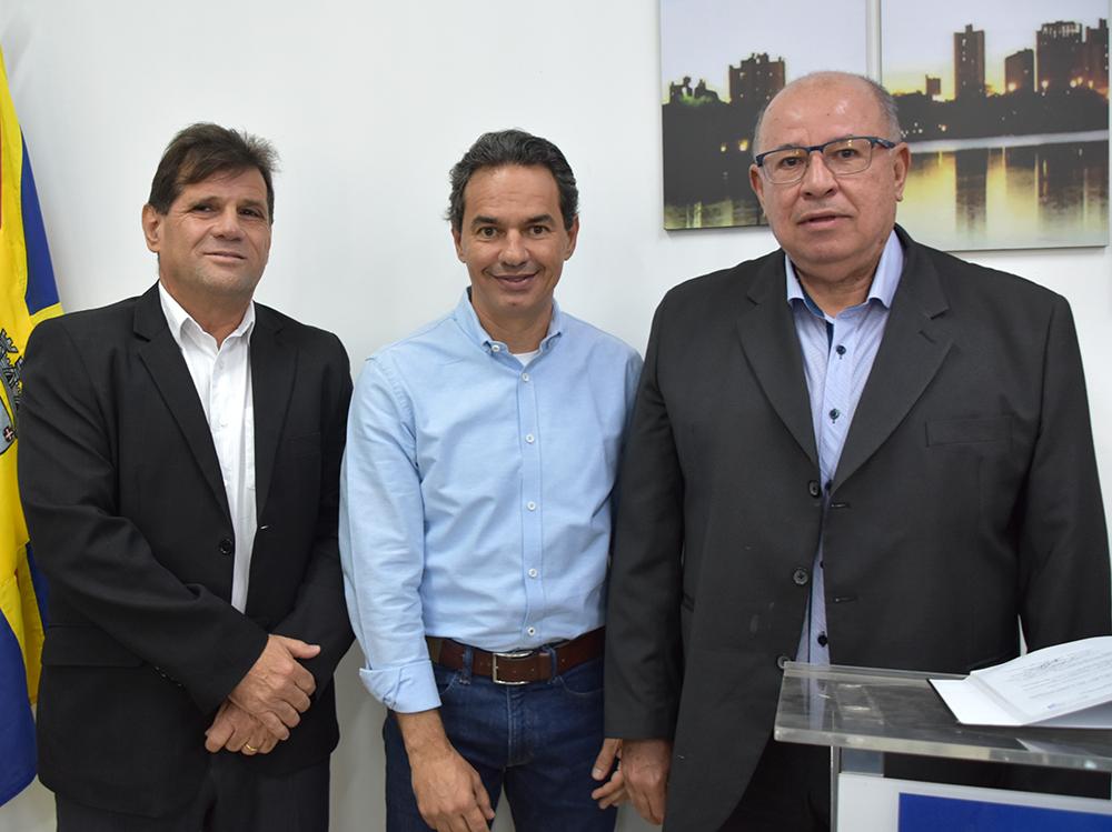 Diretores da Fiems são empossados no Conselho Municipal de Desenvolvimento Econômico da Capital