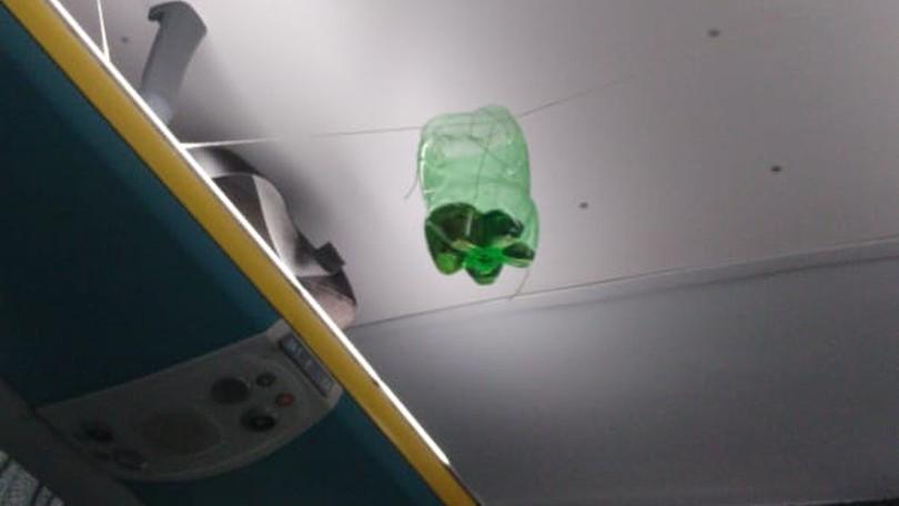 Fotos dos reféns mostram gasolina no ônibus