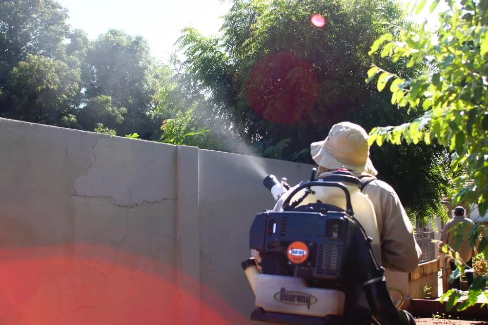 Prefeitura realiza ação de bloqueio contra Dengue e Chikungunya na região central de Jardim
