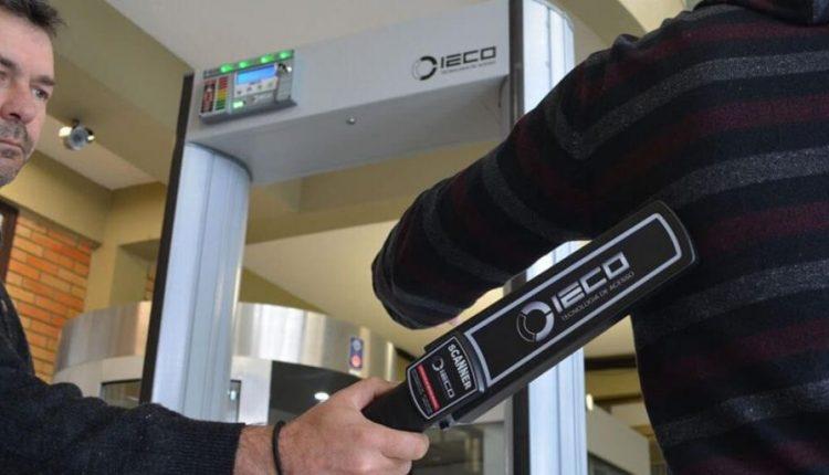 Escolas municipais de Campo Grande vão ganhar detectores de metais