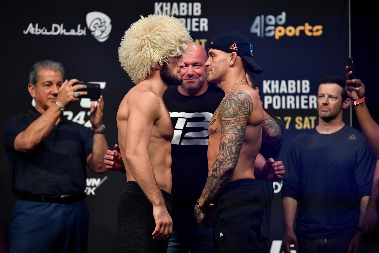 Pesagem cerimonial do UFC 242 tem encaradas calmas