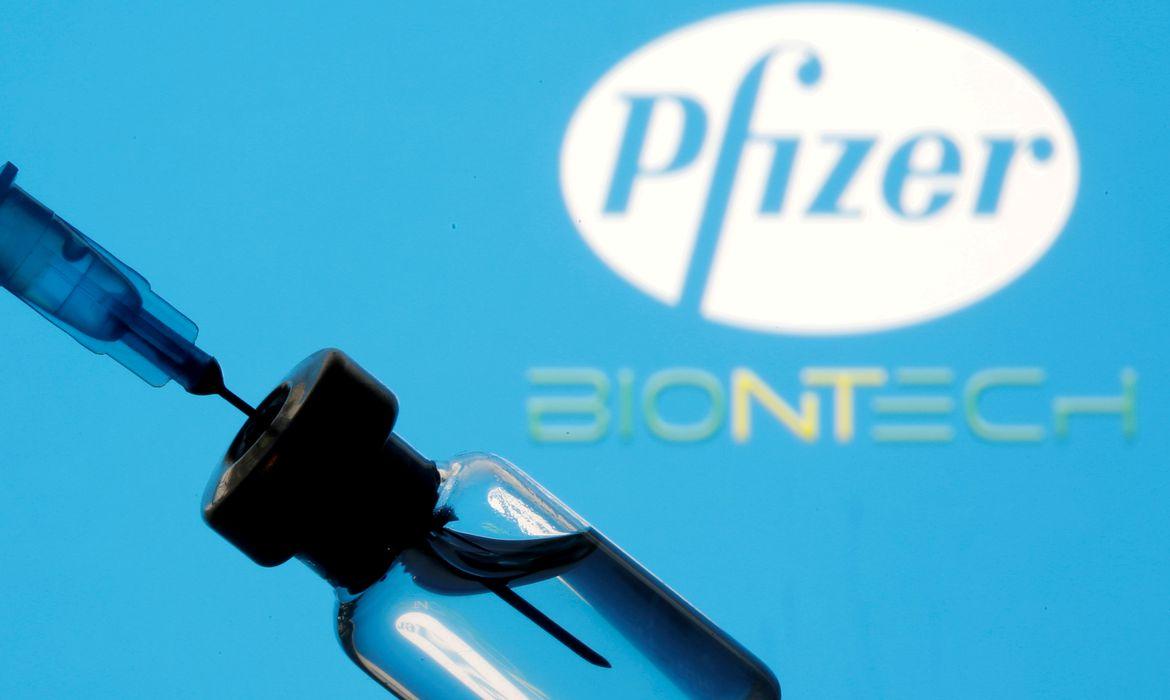 Uma dose de vacina reduz infecção em até 65%