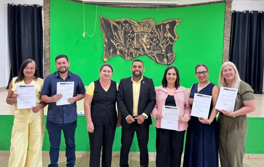 Antônio João aprova reajuste salarial de até 6,79% para profissionais da educação