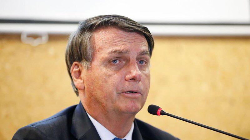 Bolsonaro anuncia veto para vacina brasileira