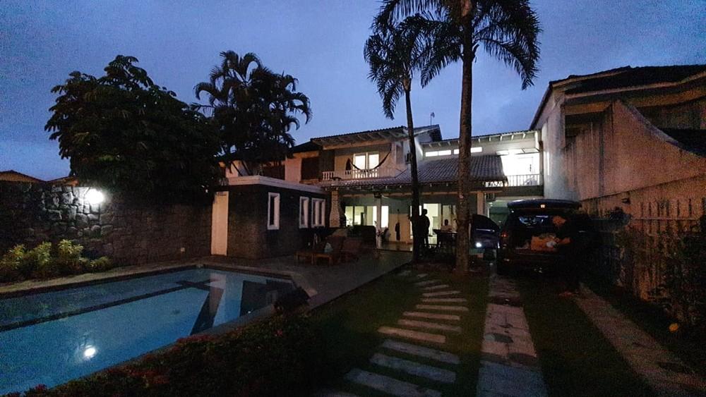 Suspeito de chefiar milícia é preso em casa de luxo na Barra