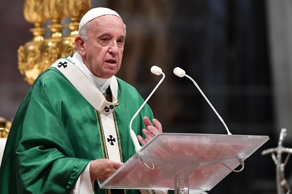 Amazônia precisa do 'fogo do amor', diz Papa