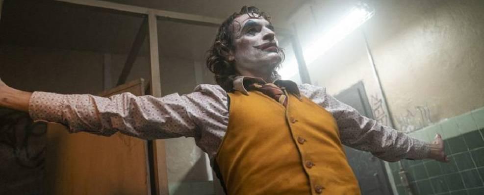 Coringa passa segunda semana no topo da bilheteria americana