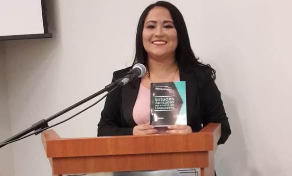 Professora Bela-vistense publica artigo cientifico em livro de Universidade