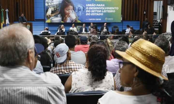Pequenos e grandes produtores rurais protestam contra Reinaldo por aumentar Fundersul