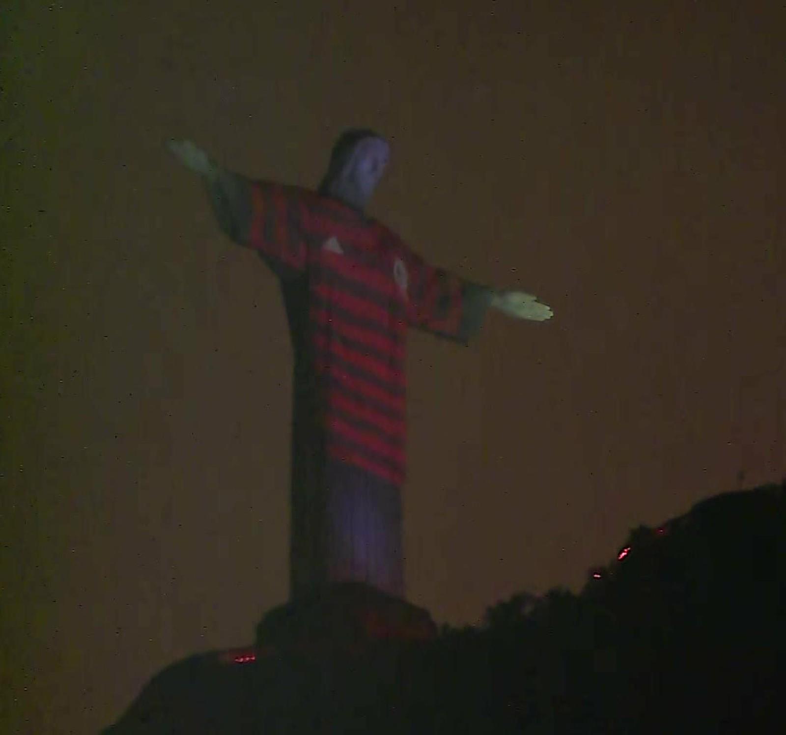 Cristo entra no clima da final da Libertadores