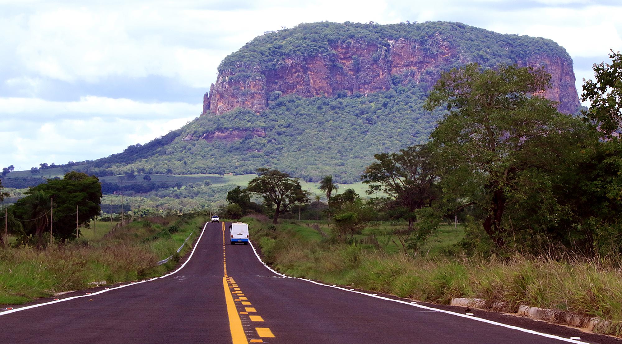 Governador entrega obras que potencializam turismo em Bodoquena e Aquidauana