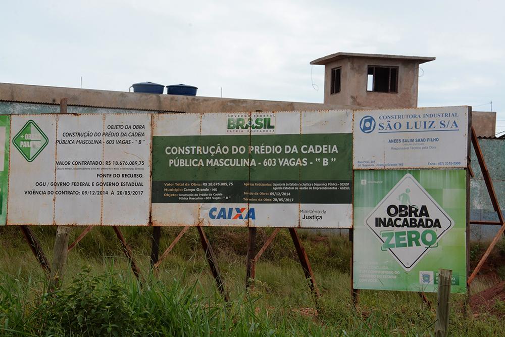 Estado pune 31 empresas por abandonar e atrasar obras