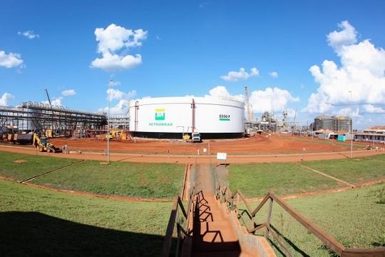 Grupo russo está interessado na fábrica da Petrobras