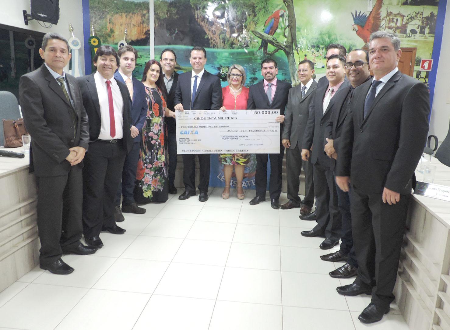 Câmara abre trabalhos de 2018 e devolve 50 mil aos cofres da prefeitura