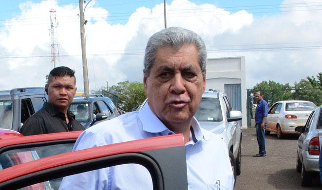 Puccinelli ressalta liderança e exemplo de político de Barbosa