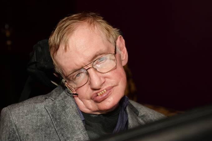 Morre Stephen Hawking, o gênio pop da física