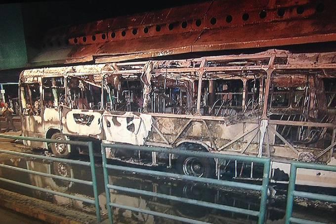 Fortaleza vive noite de caos