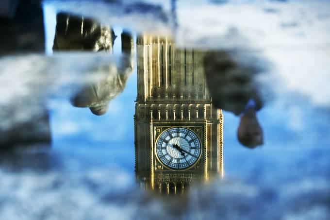 A um ano do Brexit, britânicos continuam polarizados sobre o tema