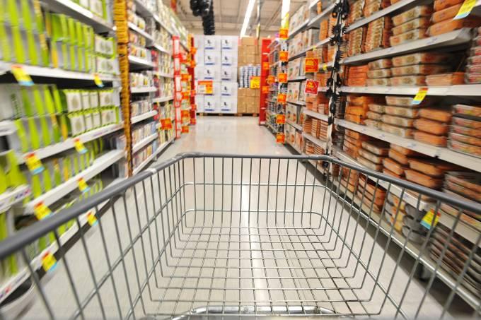 Mercado reduz projeção para o PIB