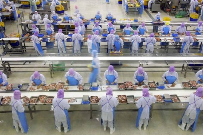 Protestos param 107 frigoríficos; setor deixa de exportar 40 mil t