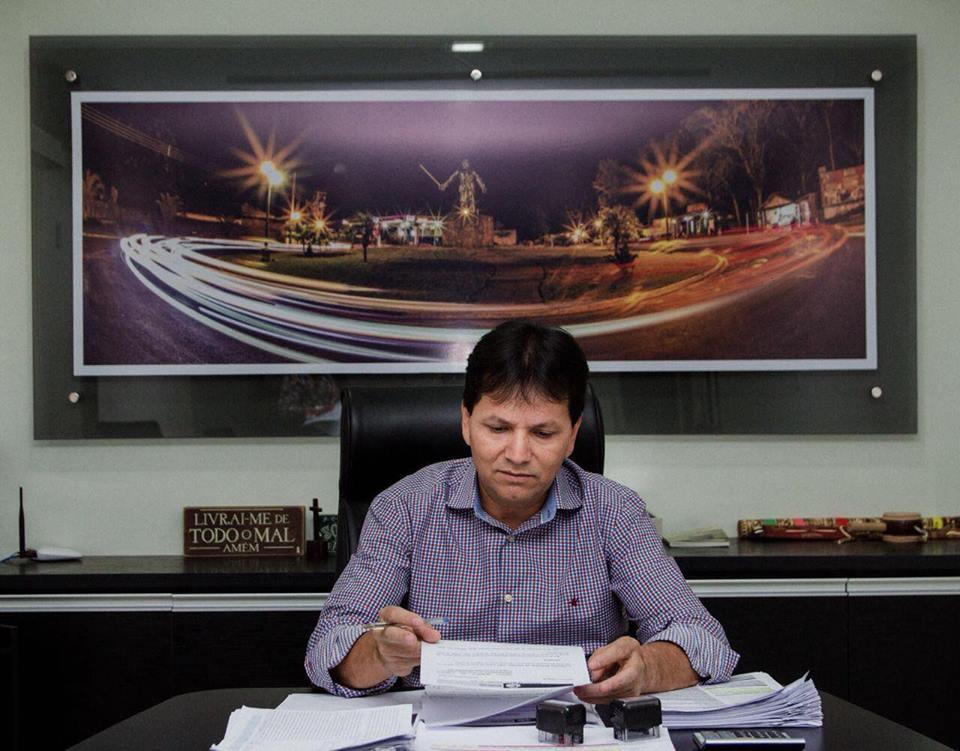 Prefeitura de Antônio João anuncia investimento para rede de coleta e esgoto