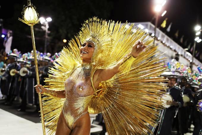 Grávida, Sabrina Sato fala pela primeira vez em dar tempo do Carnaval