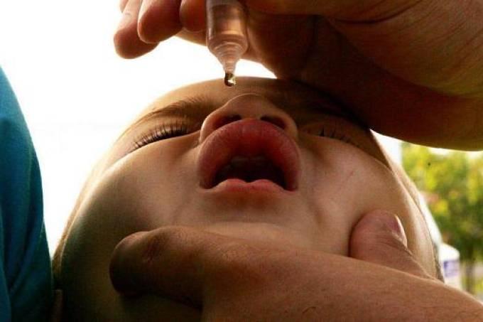 Surto de pólio na Venezuela exige atenção no Brasil, alertam médicos