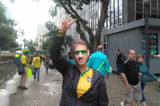 Nas ruas, a redenção da “amarelinha” na Copa