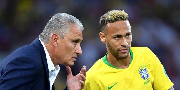 Tite protege Neymar de polêmicas e chama responsabilidade para si