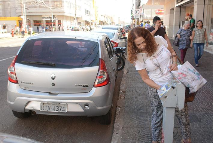 Motoristas consideram aumento do parquímetro abusivo na Capital